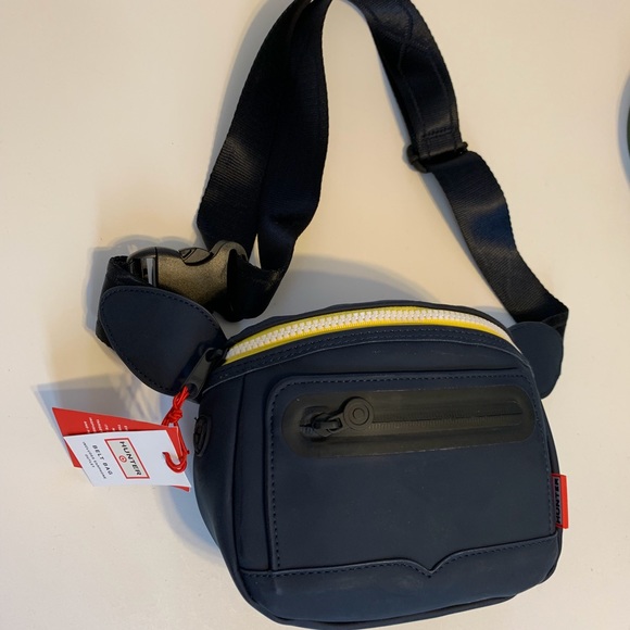 Hunter Target Belt Bag Navy Blue Yellow Accents - Picture 2 of 8